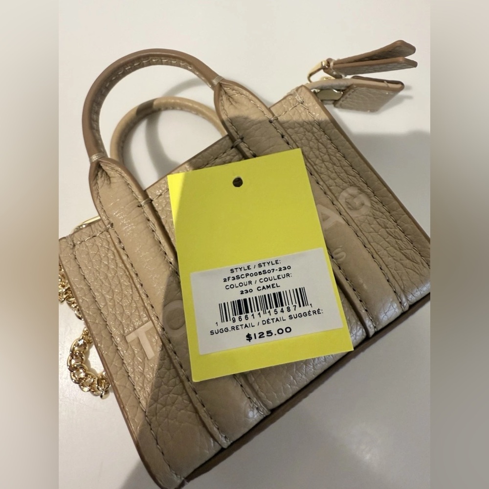 NWT Marc Jacobs nano bag charm - camel - Picture 5 of 5